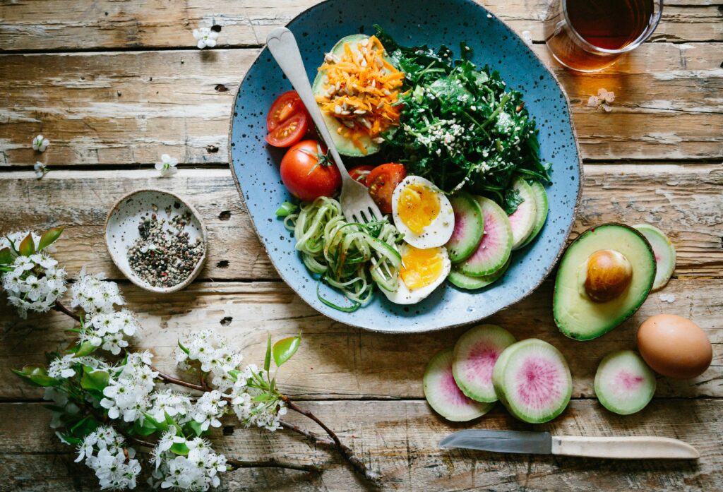 Quels aliments privilégier pour réduire les inflammations et les ballonnements ?